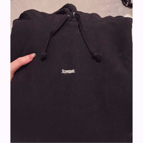 Supreme Black Hoodie Embroidered Logo Size M - Picture 9 of 9